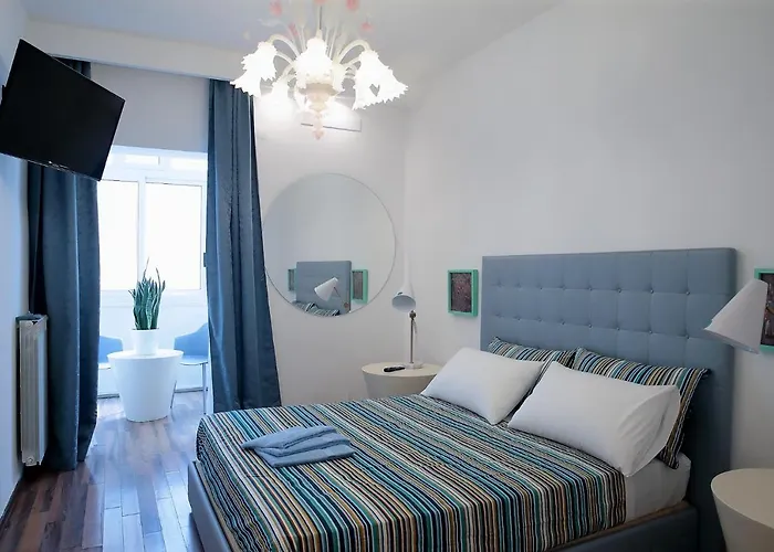 Savoia & Cavour _ Premium Signature _ Bari