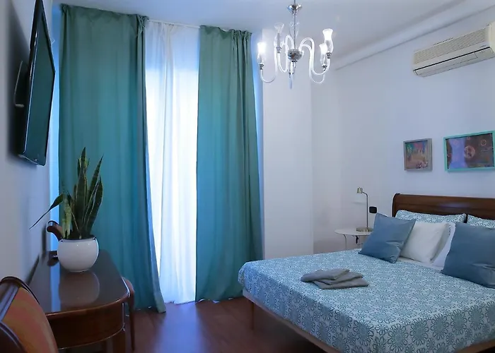 Savoia & Cavour _ Premium Signature _