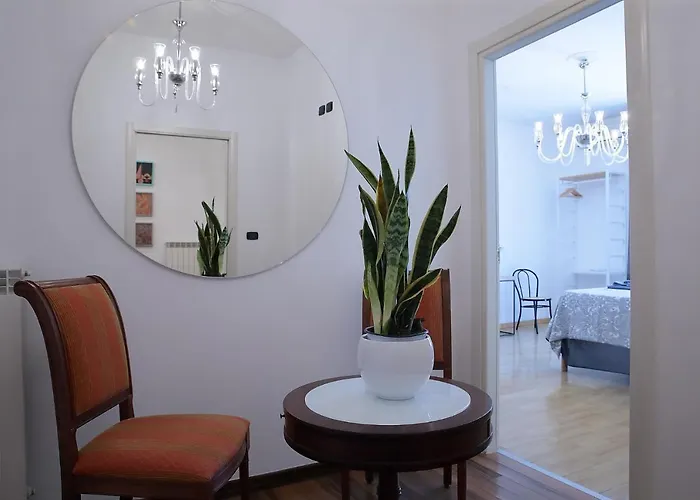 Savoia & Cavour _ Premium Signature _ Bari