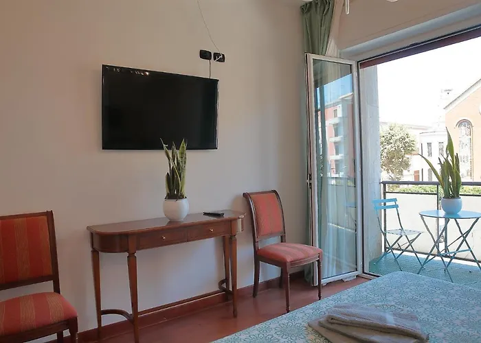 Savoia & Cavour _ Premium Signature _ Bari