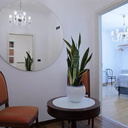 Savoia & Cavour _ Premium Signature _ Bari